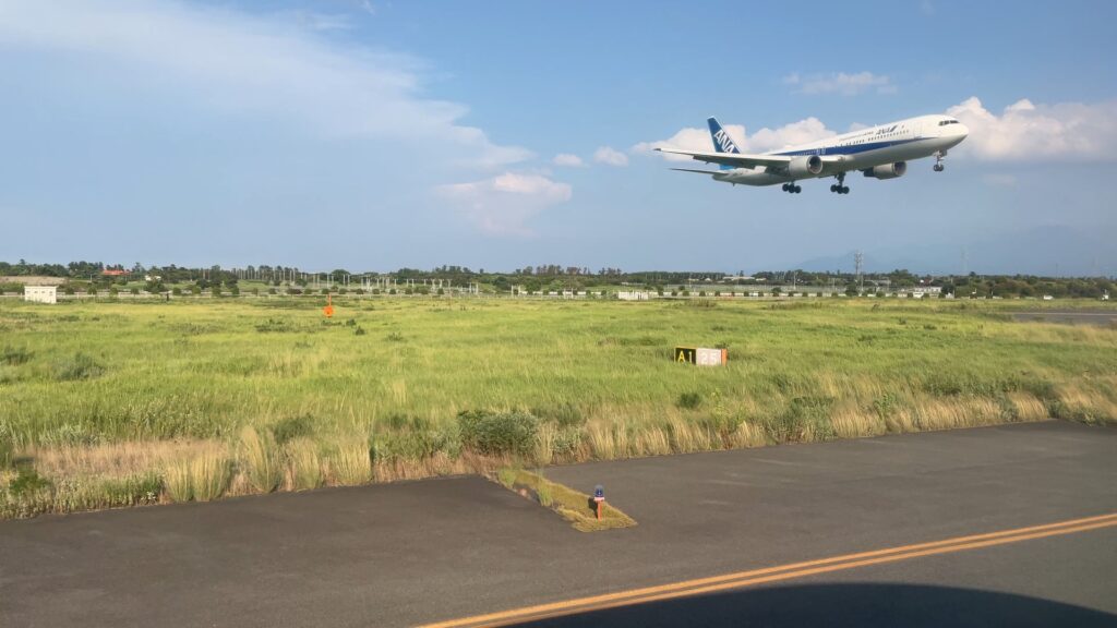 HB357_米子空港離陸