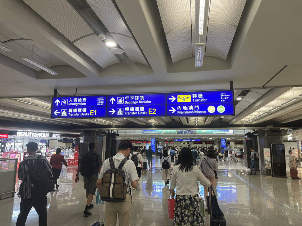 香港国際空港_入国審査場