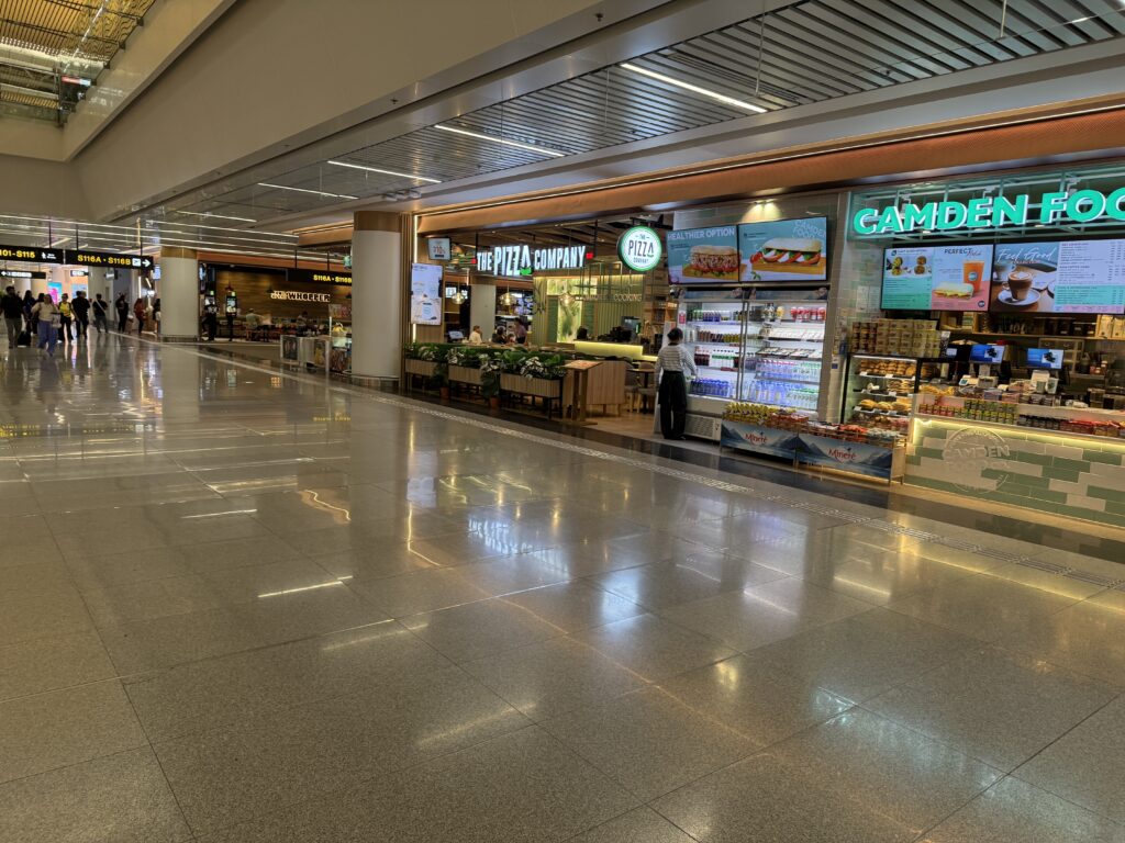 スワンナプーム国際空港_サテライトターミナル_レストラン