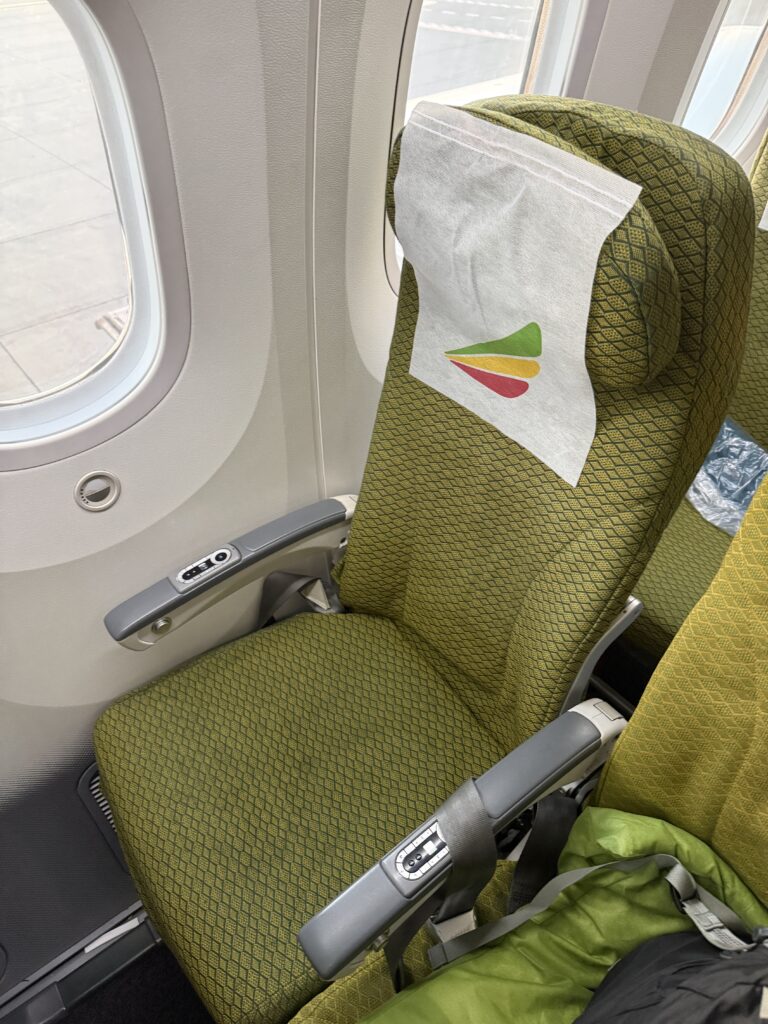 ET609_エコノミークラス1