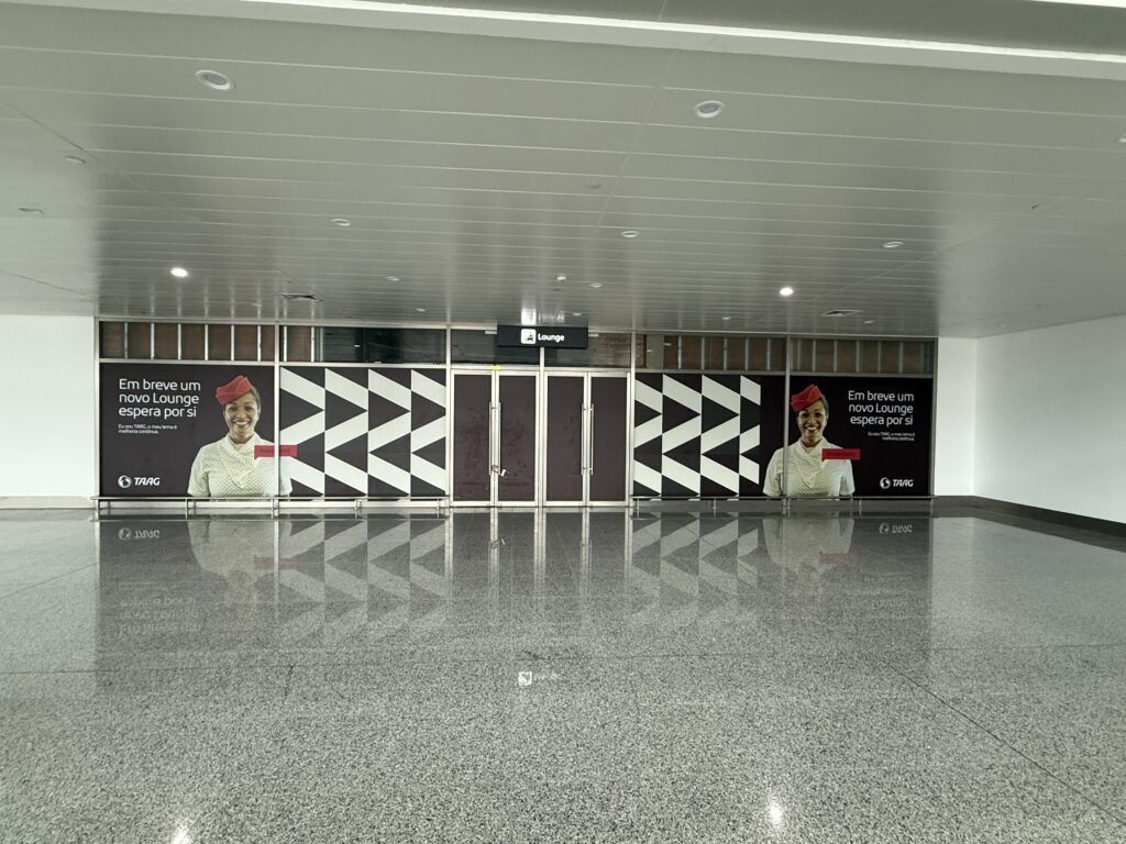 Dr.アントーニオ・アゴスチーニョ・ネート国際空港_ラウンジ
