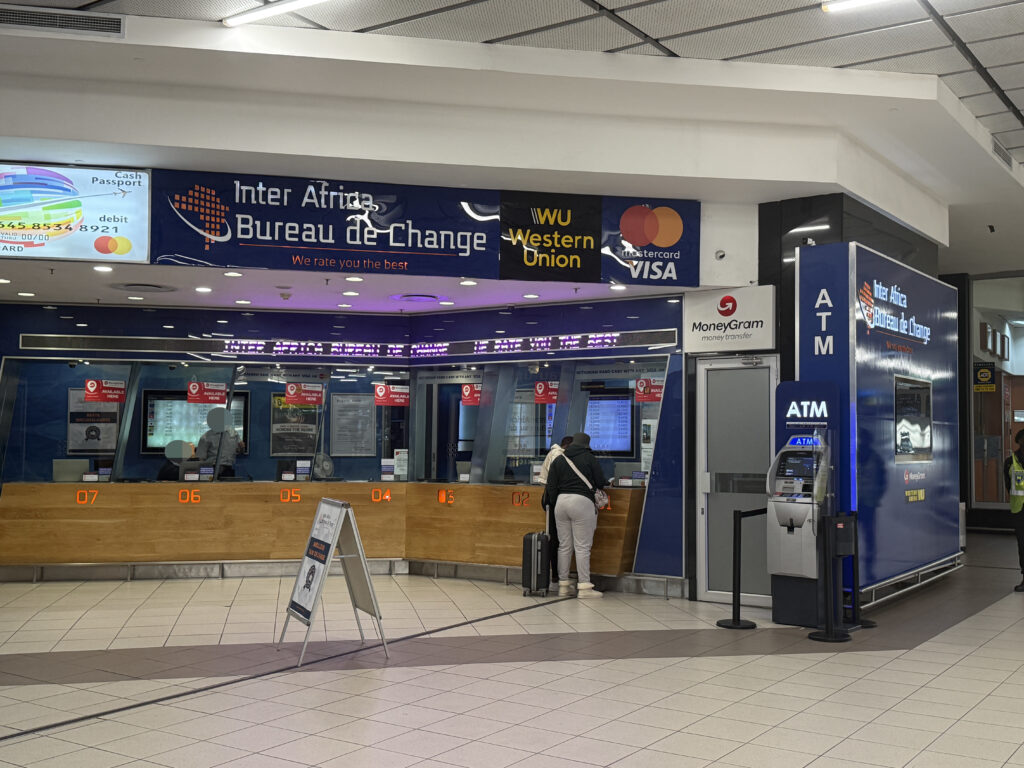 ヨハネスブルク国際空港_両替所