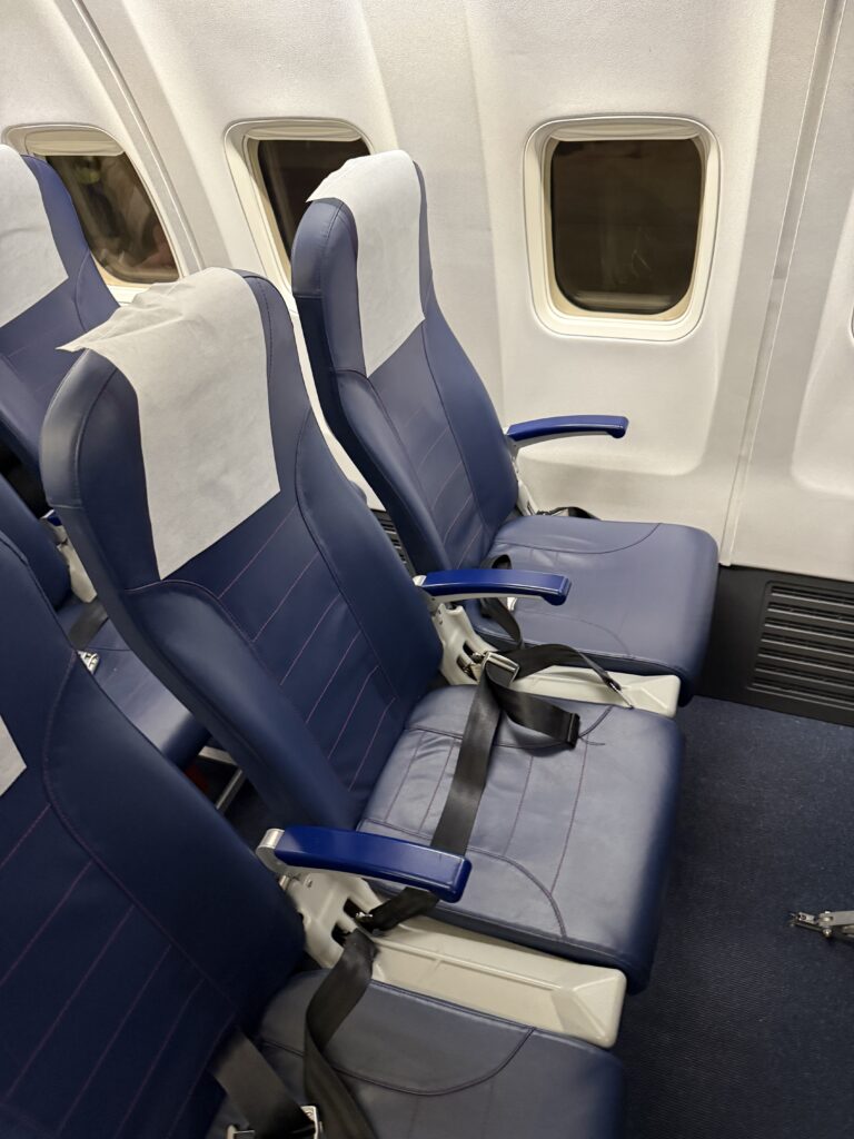 FlySafairFA838_エコノミークラス座席1